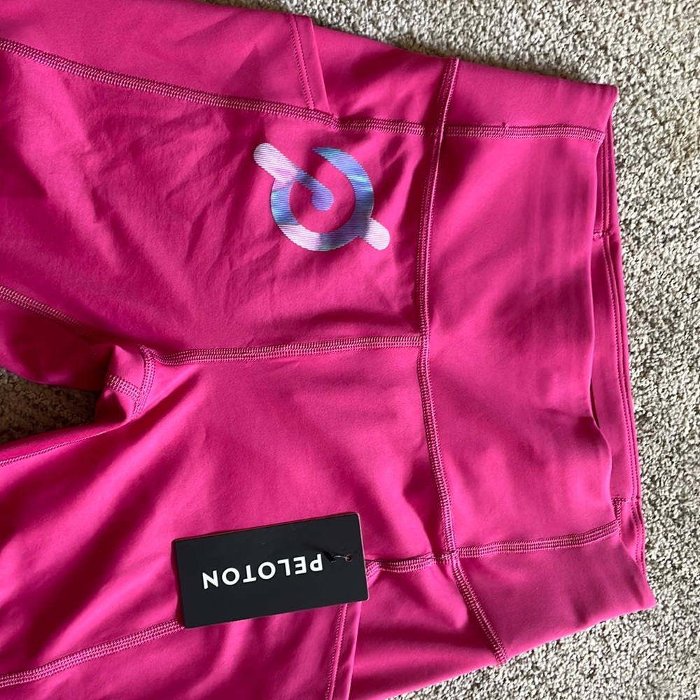 Peloton move tulip hem leggings